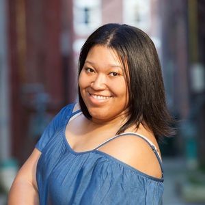 Meet your Posher, Angela